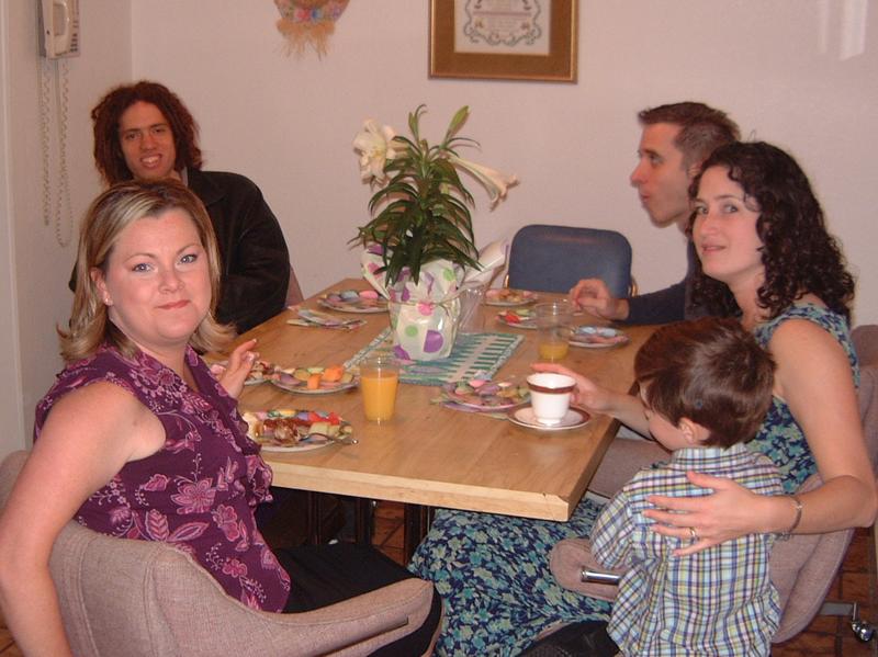 2004/04(Apr)/02(Easter)/800x600_2004-04-11 10-35-34.JPG